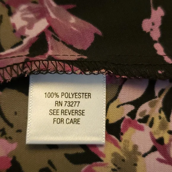 Croft & Barrow Floral short sleeve blouse 💥 - Picture 5 of 7